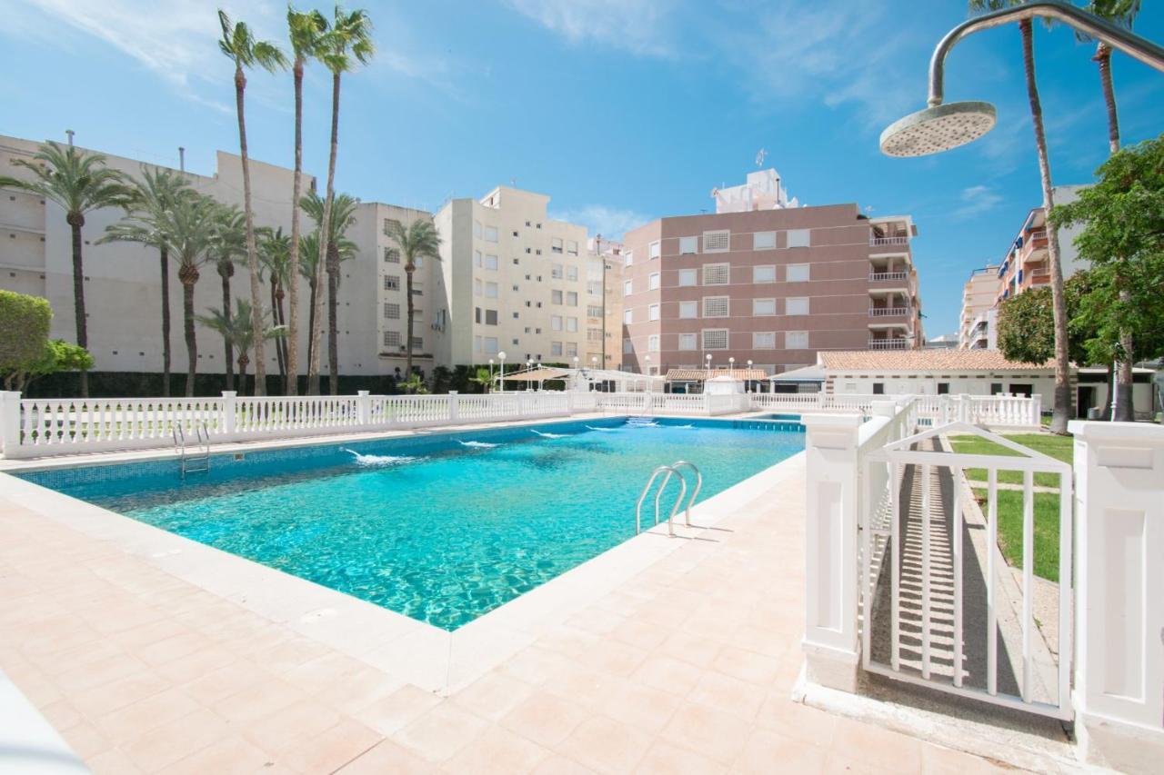 093 - Mil Palmeras Dream Torrevieja Kültér fotó